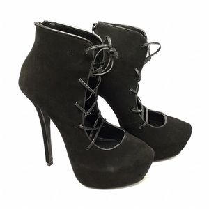 Steve Madden LaceUp Heels